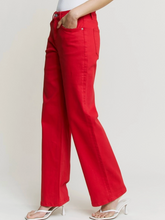 Load image into Gallery viewer, High Rise Straight Leg Loose Fit

