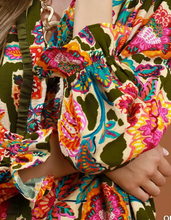 Load image into Gallery viewer, Mixed Floral Top
