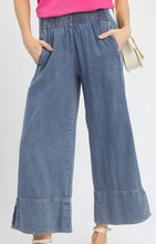 Load image into Gallery viewer, Stone Washed Denim Pants
