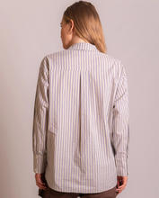 Load image into Gallery viewer, P. Cill Butter Button Down Top
