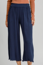 Load image into Gallery viewer, Frayed Hem Wide-Leg Pants
