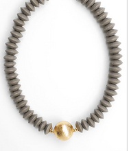 Load image into Gallery viewer, / JANICE SUE NECKLACE
