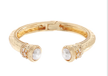 Load image into Gallery viewer, JEWEL END CUFF BRACELET
