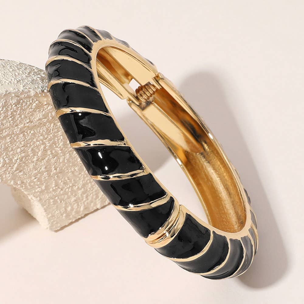 Enamel Spiral Hinged Bangle Bracelet
: Black