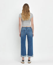 Load image into Gallery viewer, Harper Fray Hem Denim
