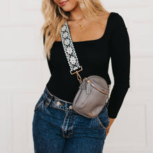 Load image into Gallery viewer, Ellie Crossbody Bag *AS SEEN IN ANTHROPOLOGIE*: Metallic Gold
