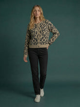 Load image into Gallery viewer, IJ-10152-LEOPARD ROUND NECK BUTTON DOWN SHORT CARDIGAN: Brown / S
