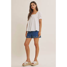 Load image into Gallery viewer, WILD FLOWER WASHED DENIM EMBROIDERY SHORTS WITH POCKETS
