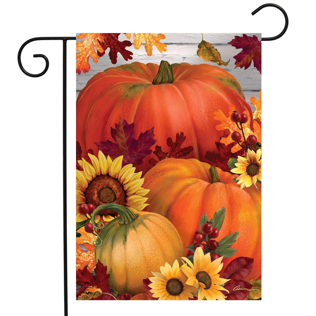 /Autumn Pumpkin Trio Garden Flag