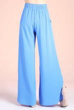 Load image into Gallery viewer, Textured Solid Side Slit Wide Leg Pants
